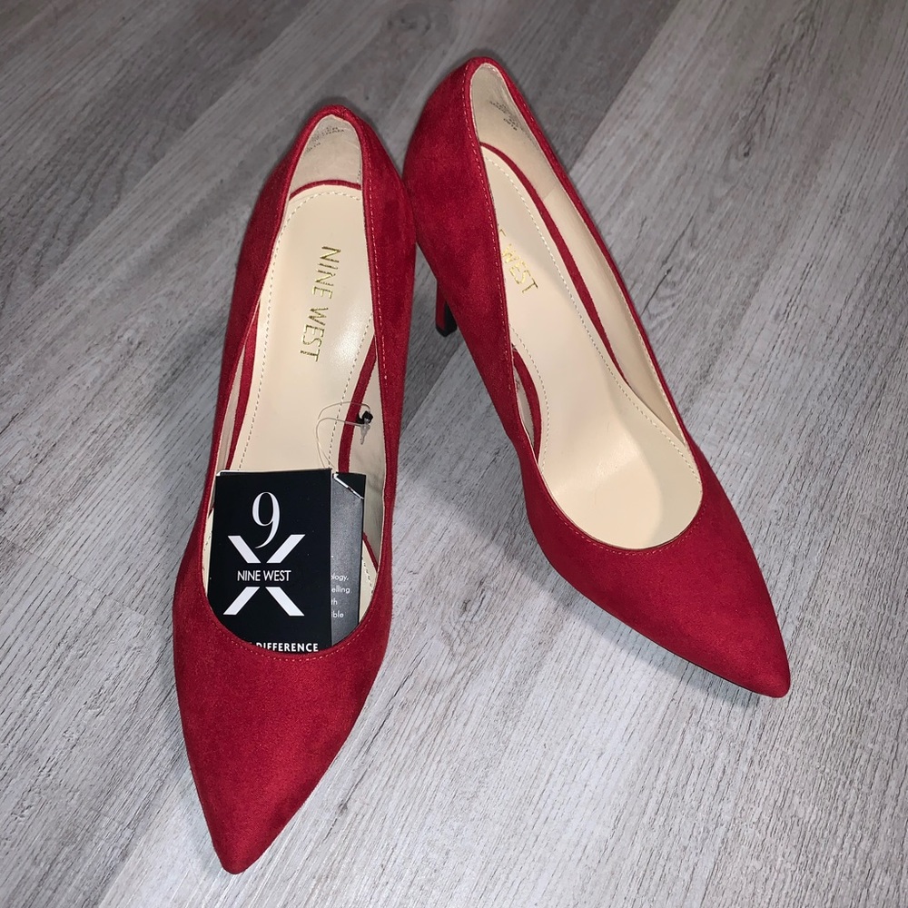 NWT Nine West Red Pointy Toe Pumps